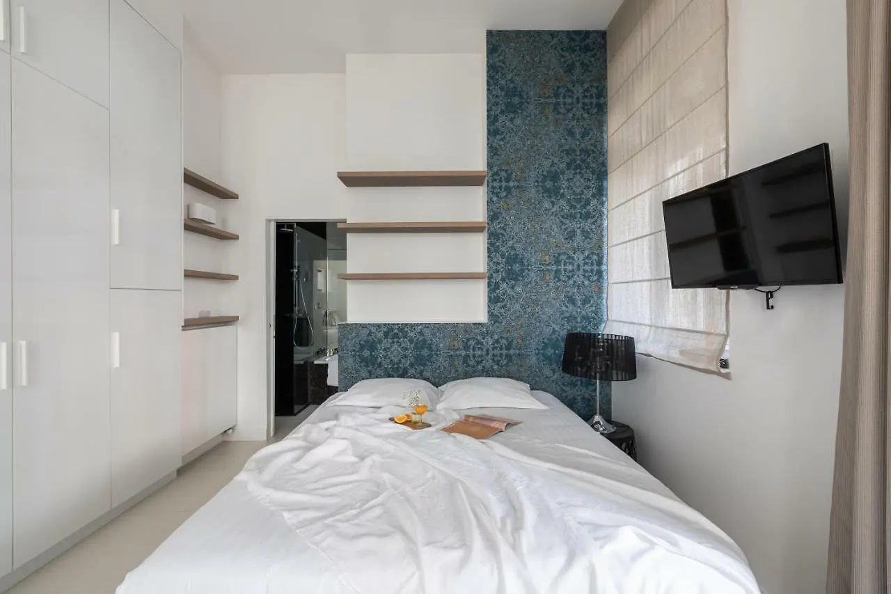 Milestay Champs Elysees * Parijs