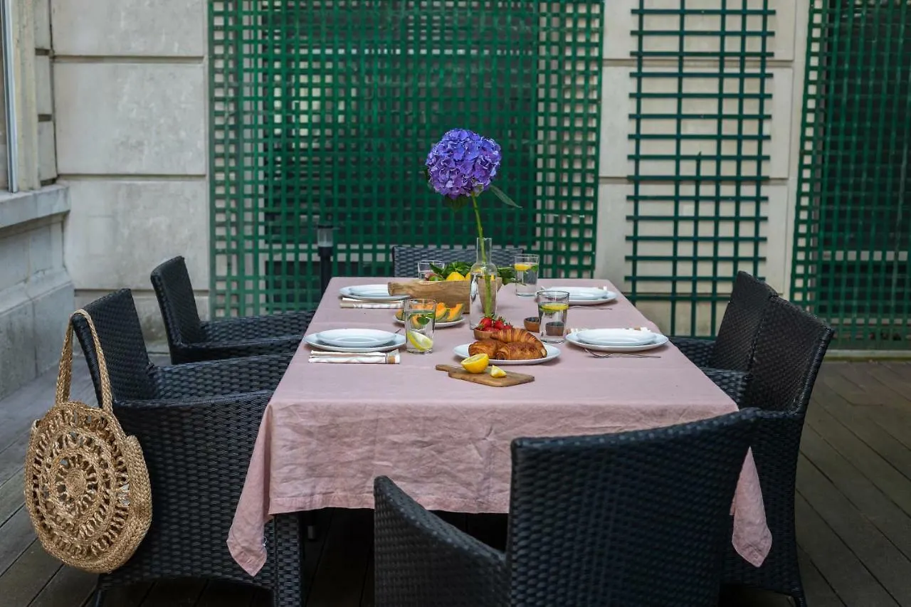 Apartment Milestay Champs Elysees